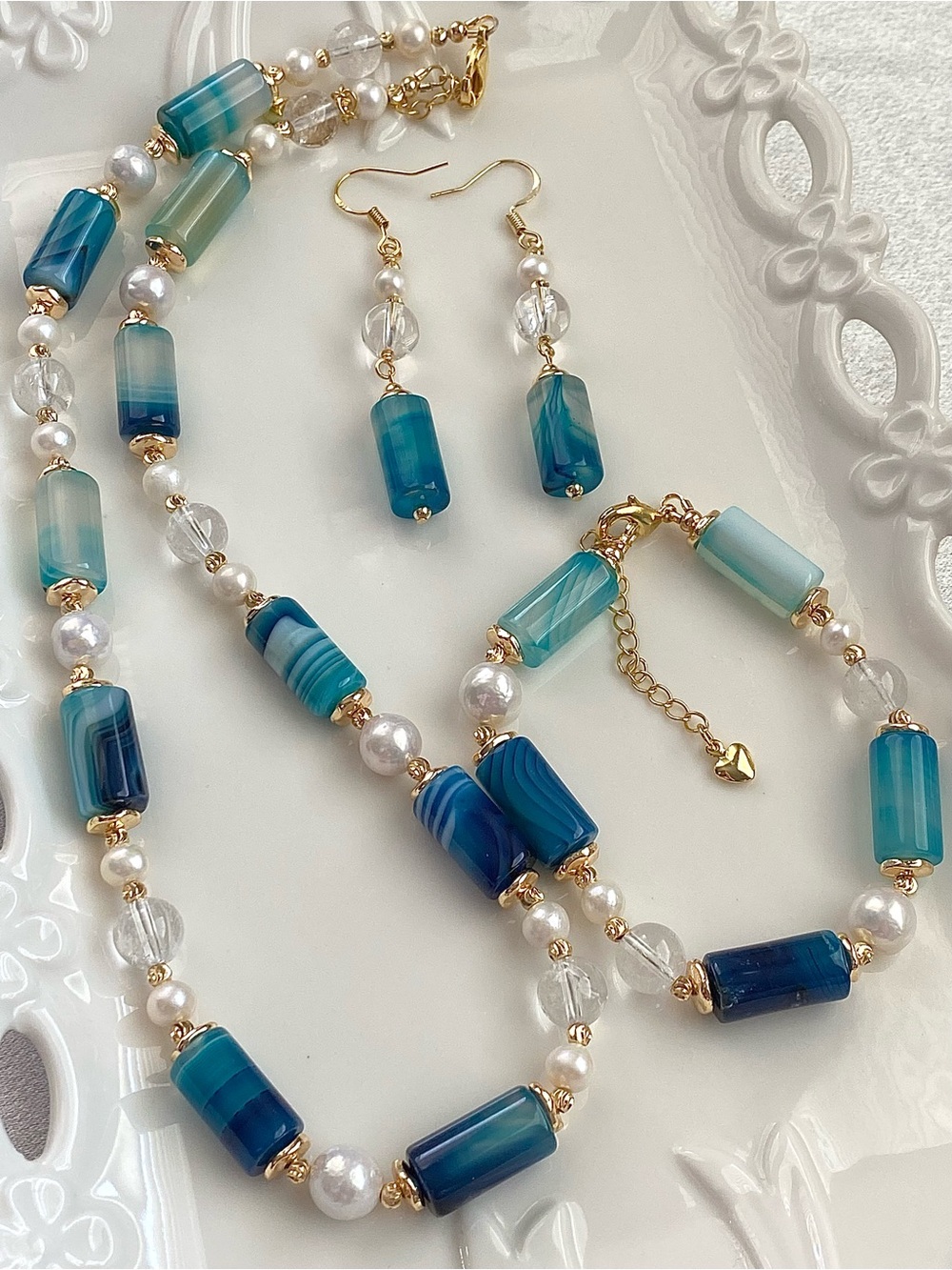 GP77-Handmade Banded Botswana Agate, Pearl And Clear Quartz 3pcs Set